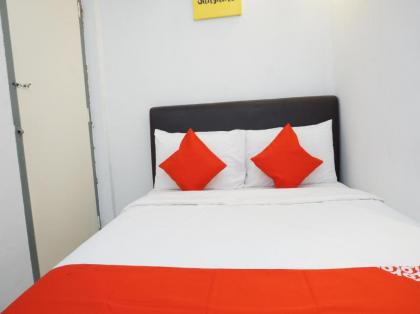 OYO 90121 Summer House Bed & Cafe - image 15