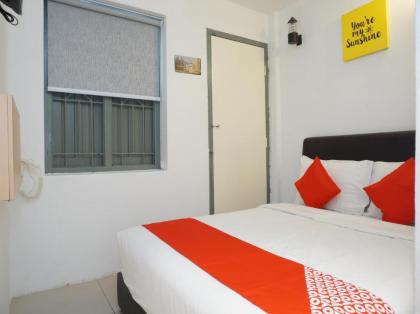 OYO 90121 Summer House Bed & Cafe - image 17