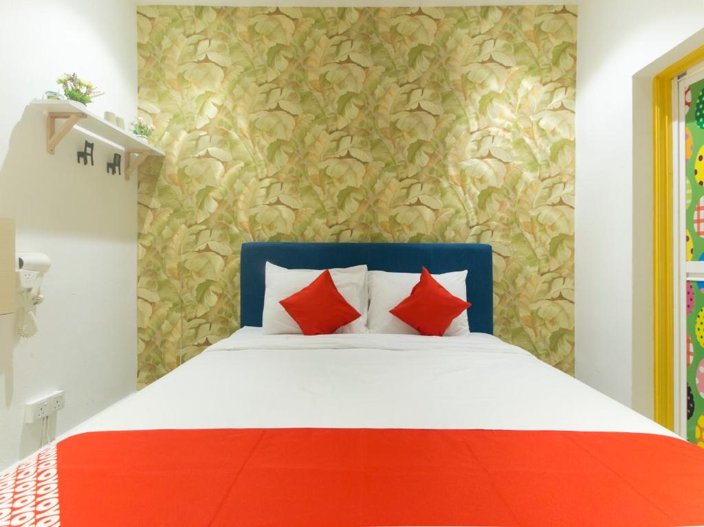 OYO 90121 Summer House Bed & Cafe - image 3