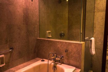 Times Square Suites Bukit Bintang - image 10