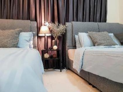 Puchong Setiawalk 8-12 pax 5min LRT Cozy Apartment - image 11