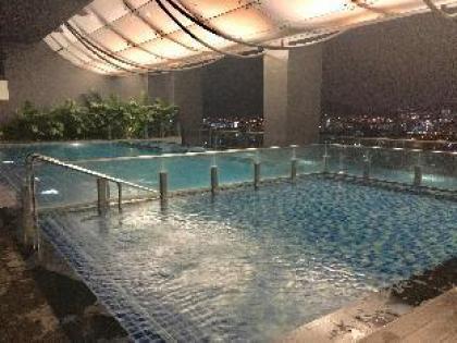 Studio 3 @ M City Residential Suites - image 12