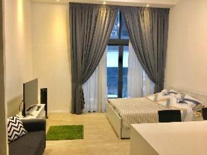 Studio 3 @ M City Residential Suites - image 18