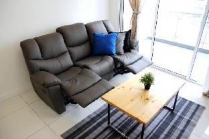 HINOKI PUCHONG JAYA IOI MALL SKYPOD COZY HOME STAY - image 14