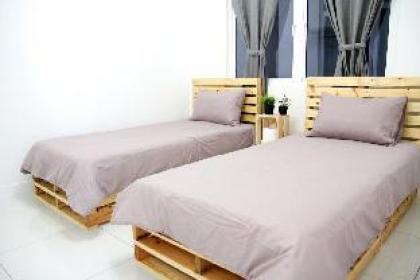 HINOKI PUCHONG JAYA IOI MALL SKYPOD COZY HOME STAY - image 17