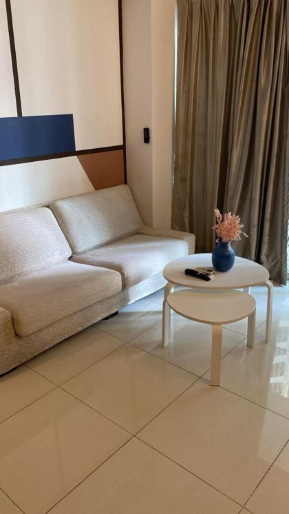 Regalia KLCC View@Maxhome 2BR Suite 93 NEW - image 15