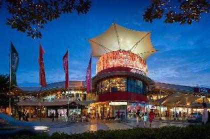 Lulu Hotel in DESA PARKCITY - image 10