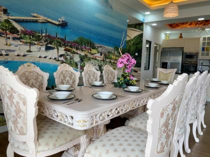 Puchong Setiawalk Penthouse with 14 pax big group - image 20