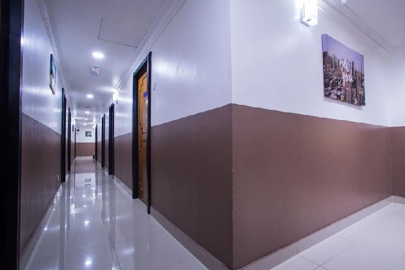 OYO 43929 Adak Hotel - main image