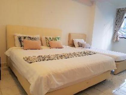 *Great* Location BUKIT BINTANG 2 Bedroom Apartment - image 12