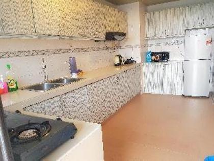 *Great* Location BUKIT BINTANG 2 Bedroom Apartment - image 16