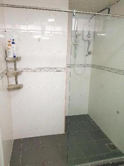 *Great* Location BUKIT BINTANG 2 Bedroom Apartment - image 18