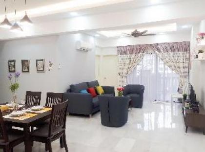 KL City Centre5 Min 2 MRT KLCC/B.Bintang1 7 pax Kuala Lumpur 