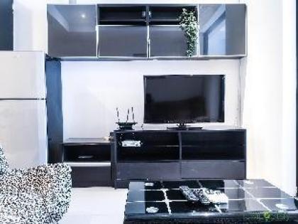 #3 Relaxation Studio Near Berjaya Time Square - image 8
