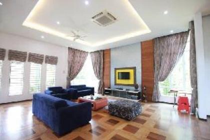 The Garden Homestay - image 18