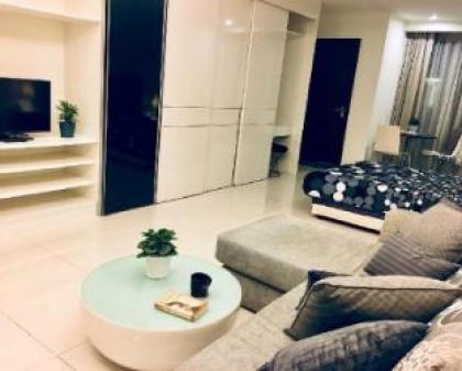 Exclusive Stylish Suite - Sri Hartamas/ Mont Kiara Kuala Lumpur 