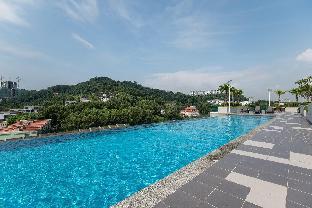 NEW! Nordic Design 2 Bedroom 1km to Desa ParkCity - image 7