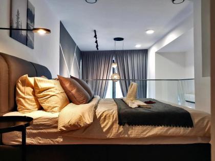 HOT - Leisure Couples Suite by Moka @ Ekocheras - image 10