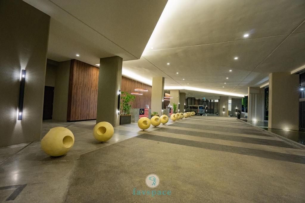 Stunning KL City View - 5 min walk  KLCC - 3 pax - image 7