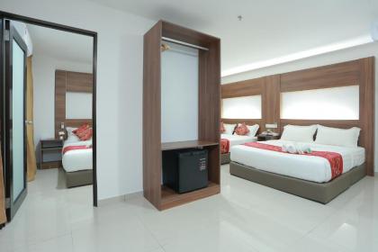 Bitz Bintang Hotel - image 10