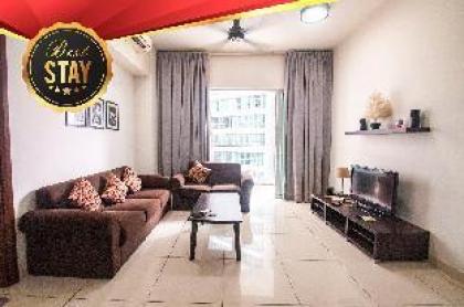 POPULAR_ Cozy 2BR Balcony Suite@ Regalia KL - image 12