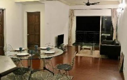 Guesthouse Homestay Mid Valley City and KL Sentral - image 11