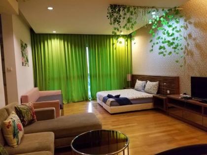 Staycation with Infinity Pool at Regalia Suites KL - image 18