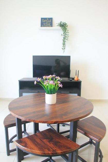 Luxury Suite @ Eko Cheras* SkyPool* Gym* MRT* WiFi - image 27