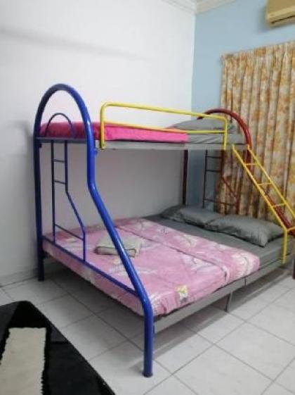 Orked Aeridina Homestay@Puchong - image 3