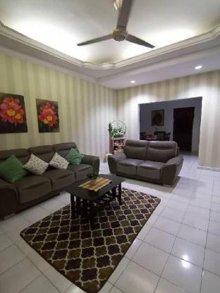 Orked Aeridina Homestay@Puchong - image 4