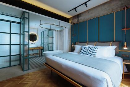 KLoe Hotel - image 8