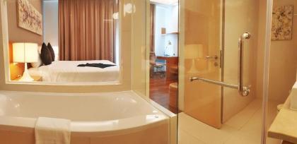 Cormar Suites - image 19