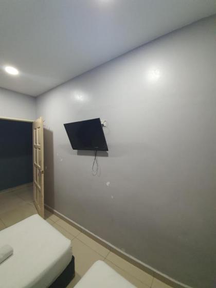 SPOT ON 90138 Hotel Elwarda Klcity - image 15