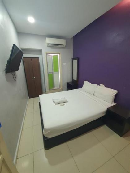 SPOT ON 90138 Hotel Elwarda Klcity - image 18