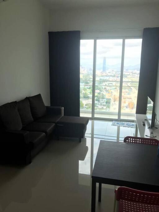 5mins to Mid Valley New & Affordable Apmt For Rent - image 2