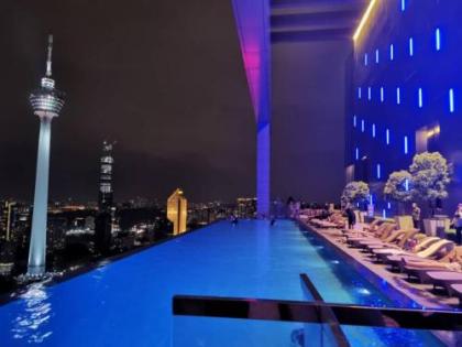 The Platinum Suites by Whitfield - image 1