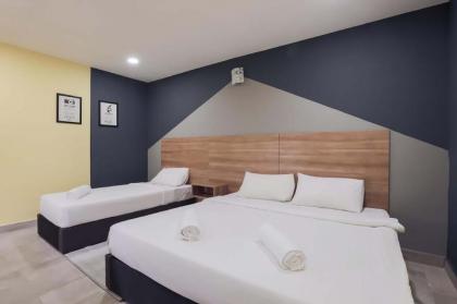 T Hotel Mont Kiara - image 3