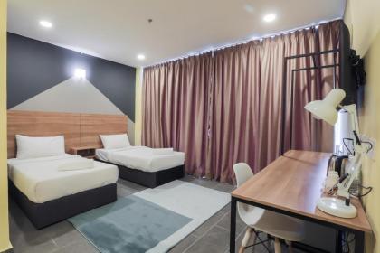 T-HOTEL MONT KIARA - image 7