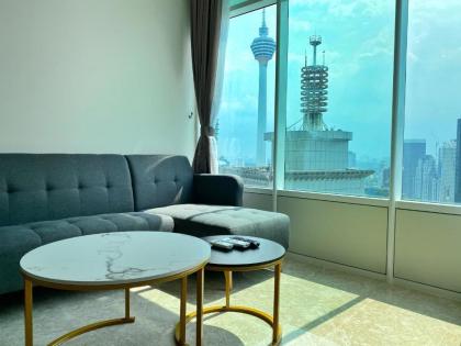 Sky Suites at KLCC by Like Home - image 5