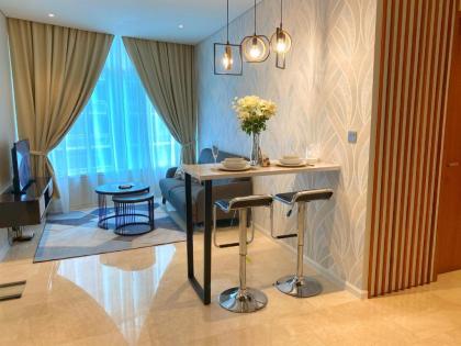 Sky Suites at KLCC by Like Home - image 8