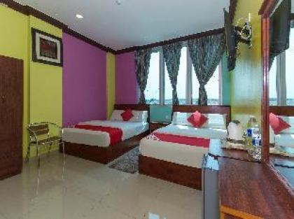 OYO 679 Saujana City Hotel - image 13