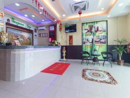 OYO 679 Saujana City Hotel - image 20