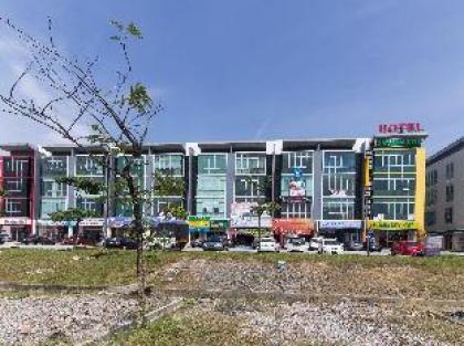 OYO 679 Saujana City Hotel - image 6