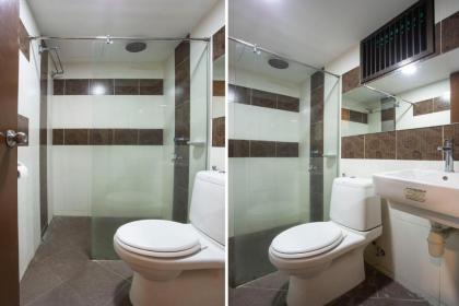 OYO 90125 Hotel Grand Orchard - image 11