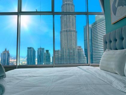 sky suite klcc