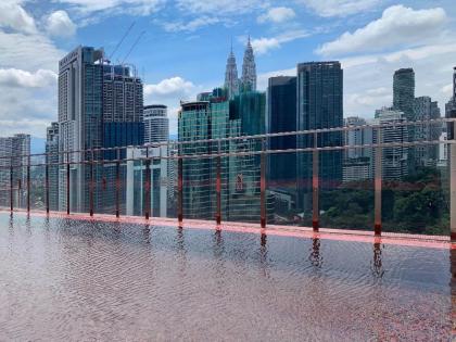 Vale Pine Nana'S Boutique Suite @ Menara M101 Dang Wangi - image 1
