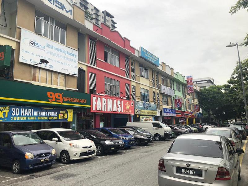 My Homie Capsule Hotel LRT Cheras - image 4