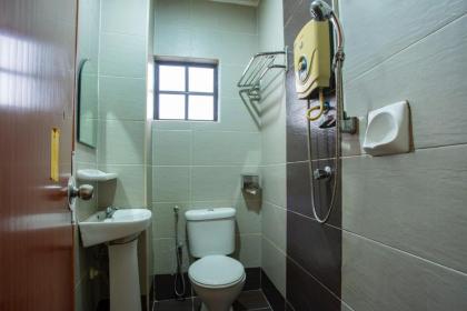 OYO 90160 Kl City Lodge - image 8