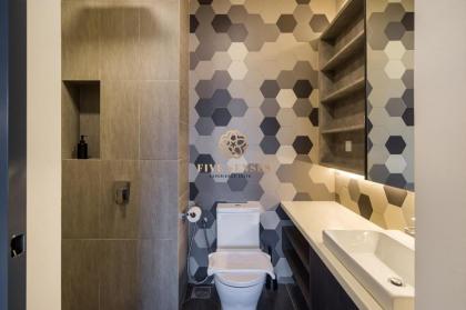 Executive Studio . Five Senses Ceylonz Suite #S - image 26