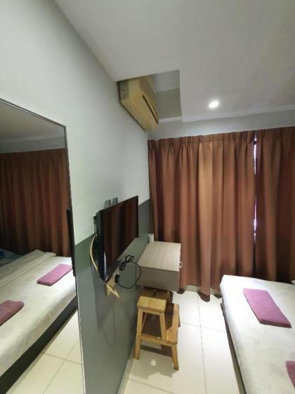 OYO 90173 Hotel Mekong - image 12